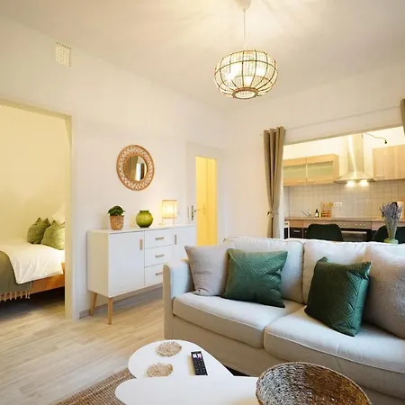 Dein Flughafen Messe Nahe Duesseldorf 2 Apartment Duisburg